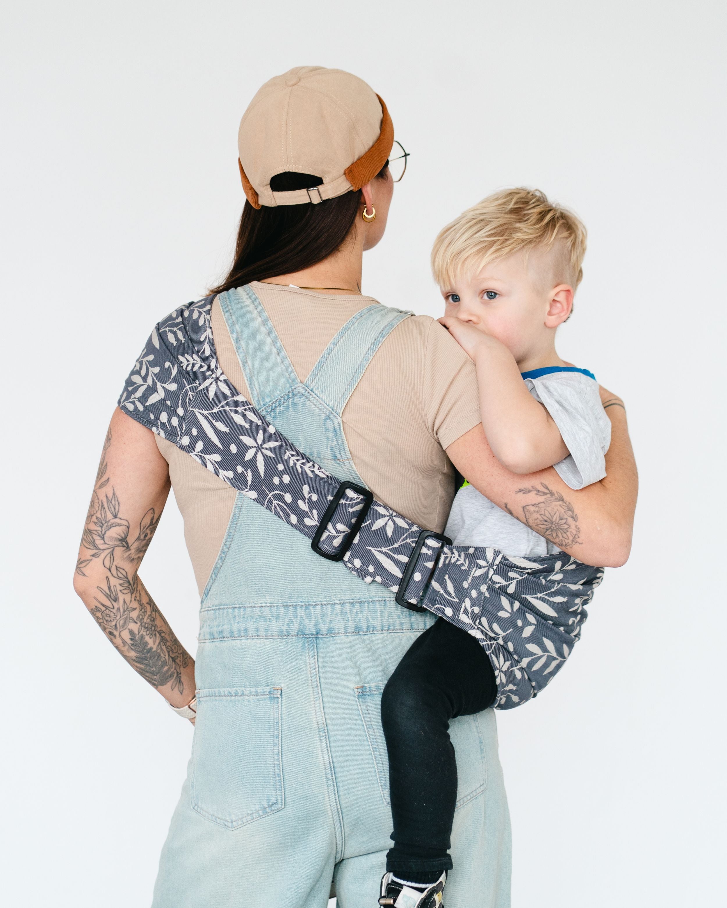 Qookie Go - Hip Carrier - Blossom Snow
