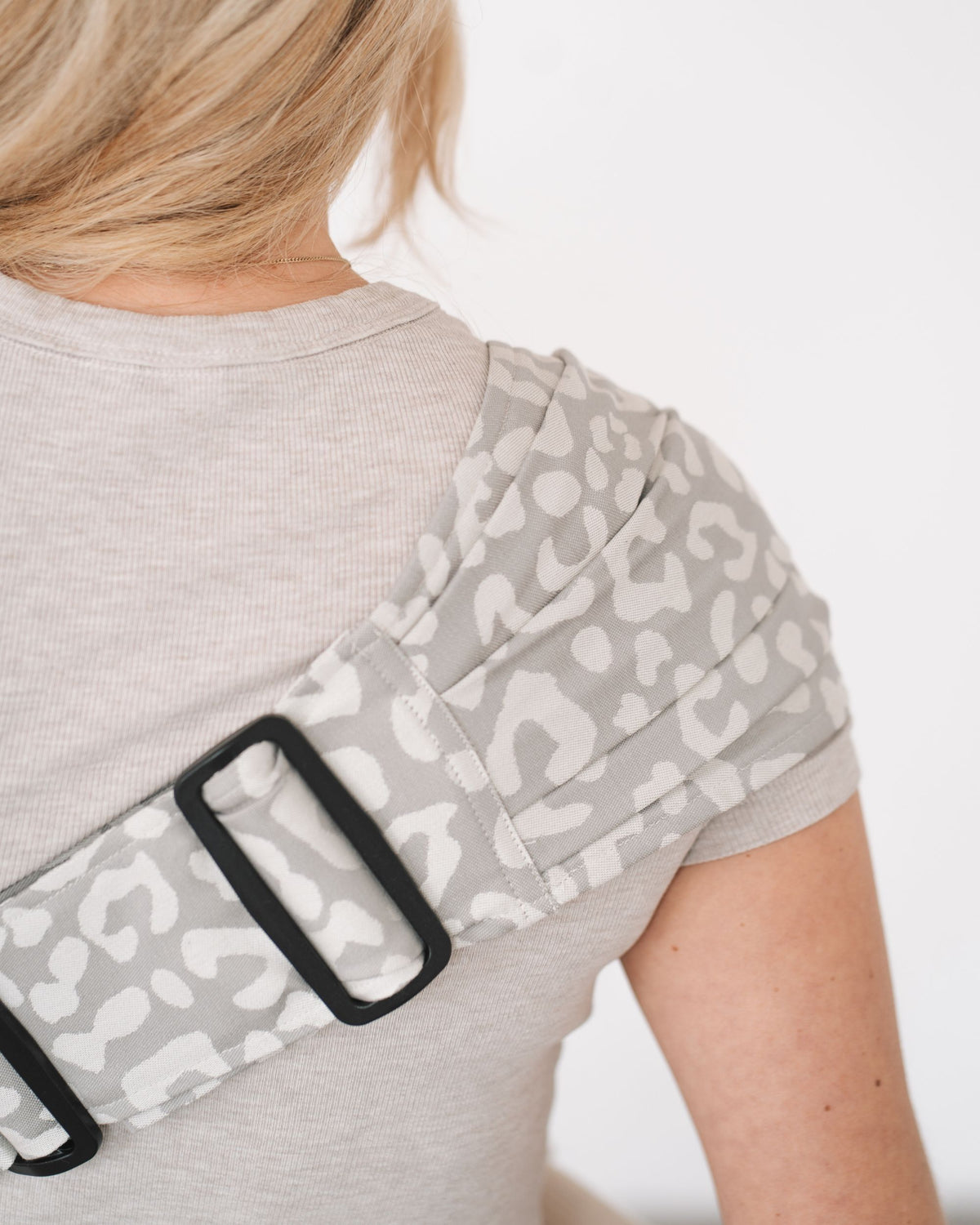 Qookie Go - Hip Carrier - Leo Gray