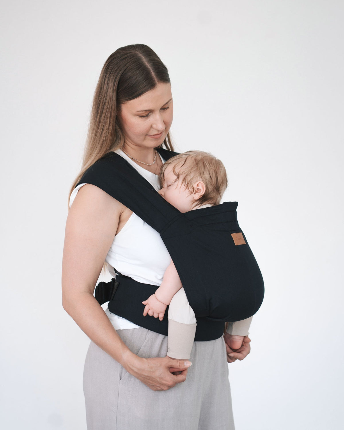 Qookie Vario - Full Buckle Baby Carrier - Black