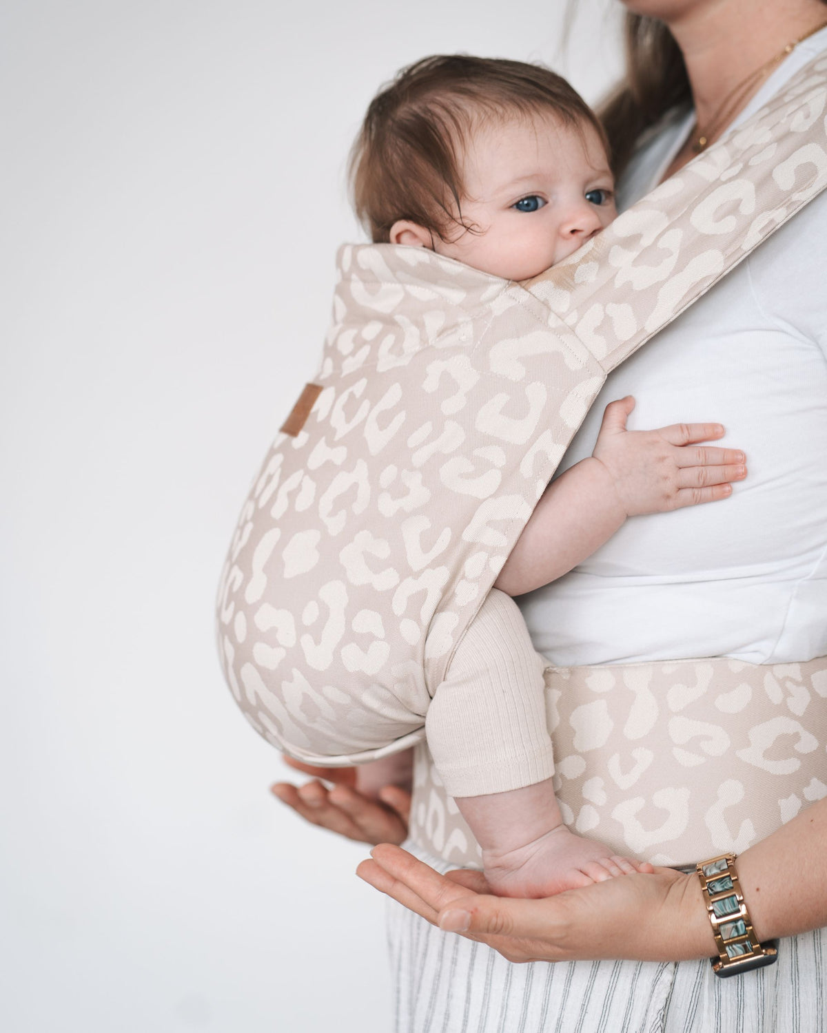 Qookie Vario - Full Buckle Baby Carrier - Leo Beige