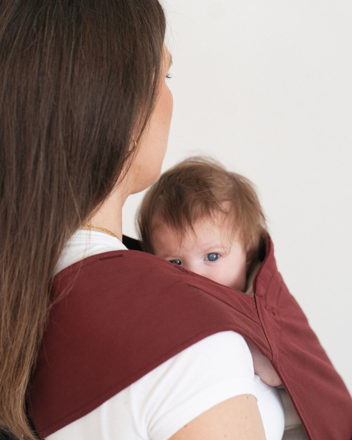 Qookie Vario - Full Buckle Baby Carrier - Ruby